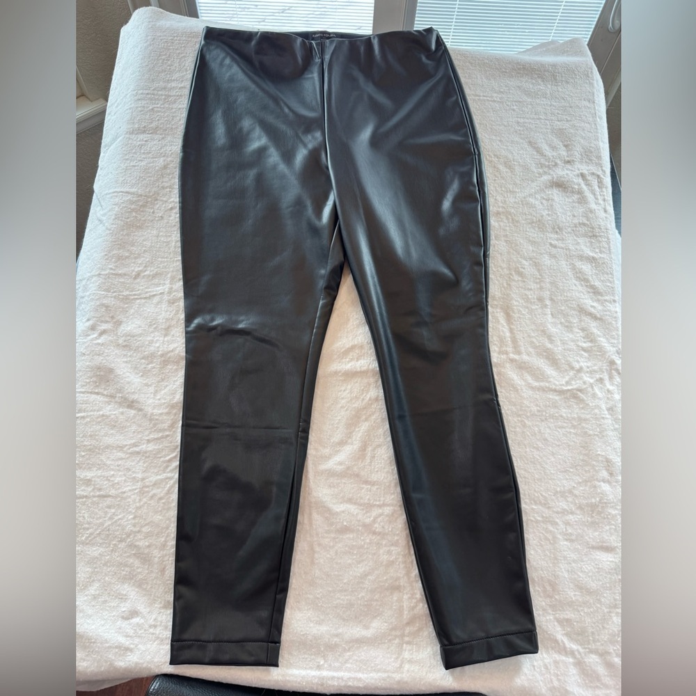 Banana Republic Black Faux Leather Women’s Leggings